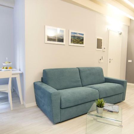 La Quadra Suites - Central Apartments In Iseo With Daily Housekeeping Exterior photo