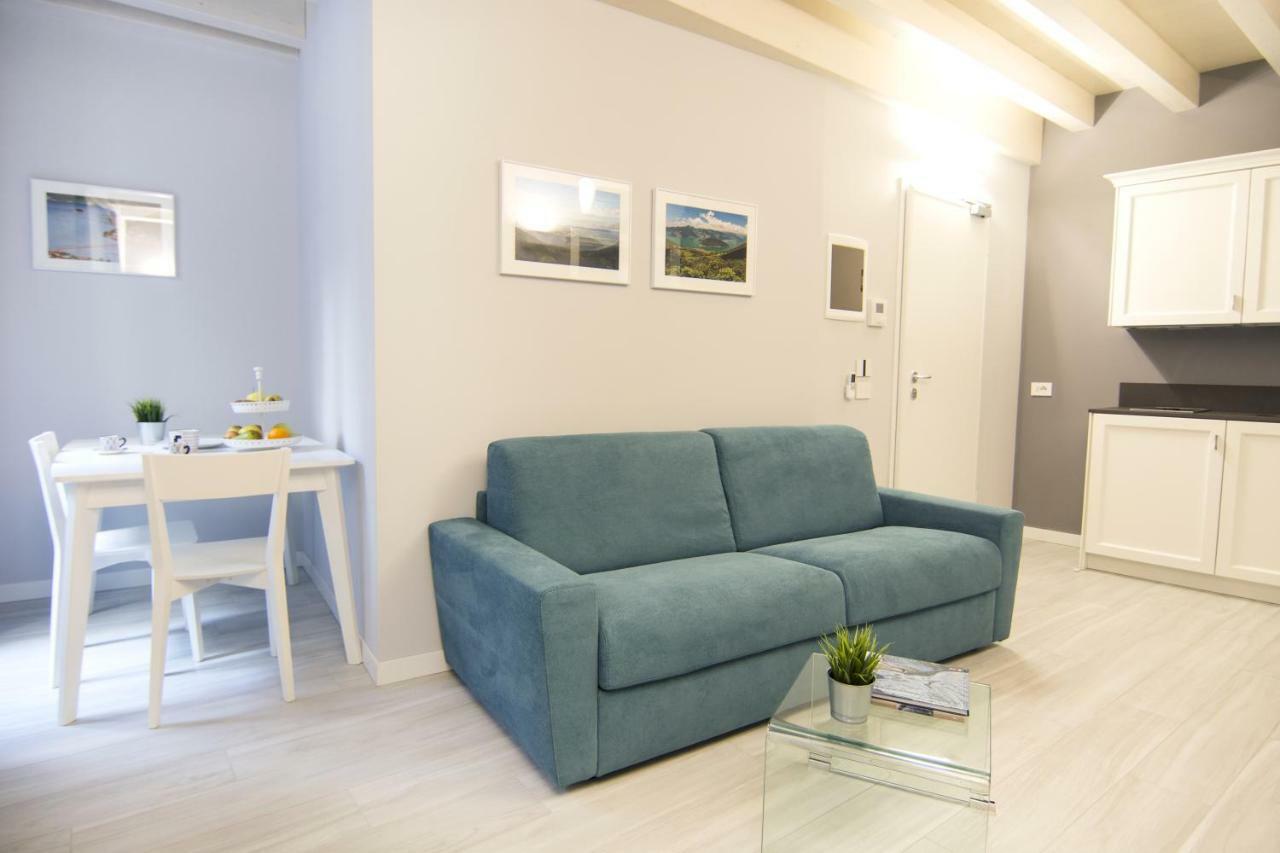 La Quadra Suites - Central Apartments In Iseo With Daily Housekeeping Exterior photo