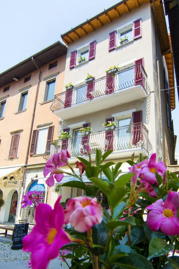 La Quadra Suites - Central Apartments In Iseo With Daily Housekeeping Exterior photo